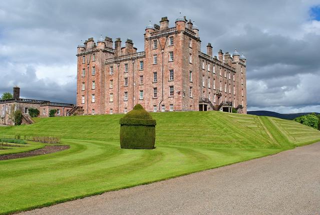 Drumlanrig Castle